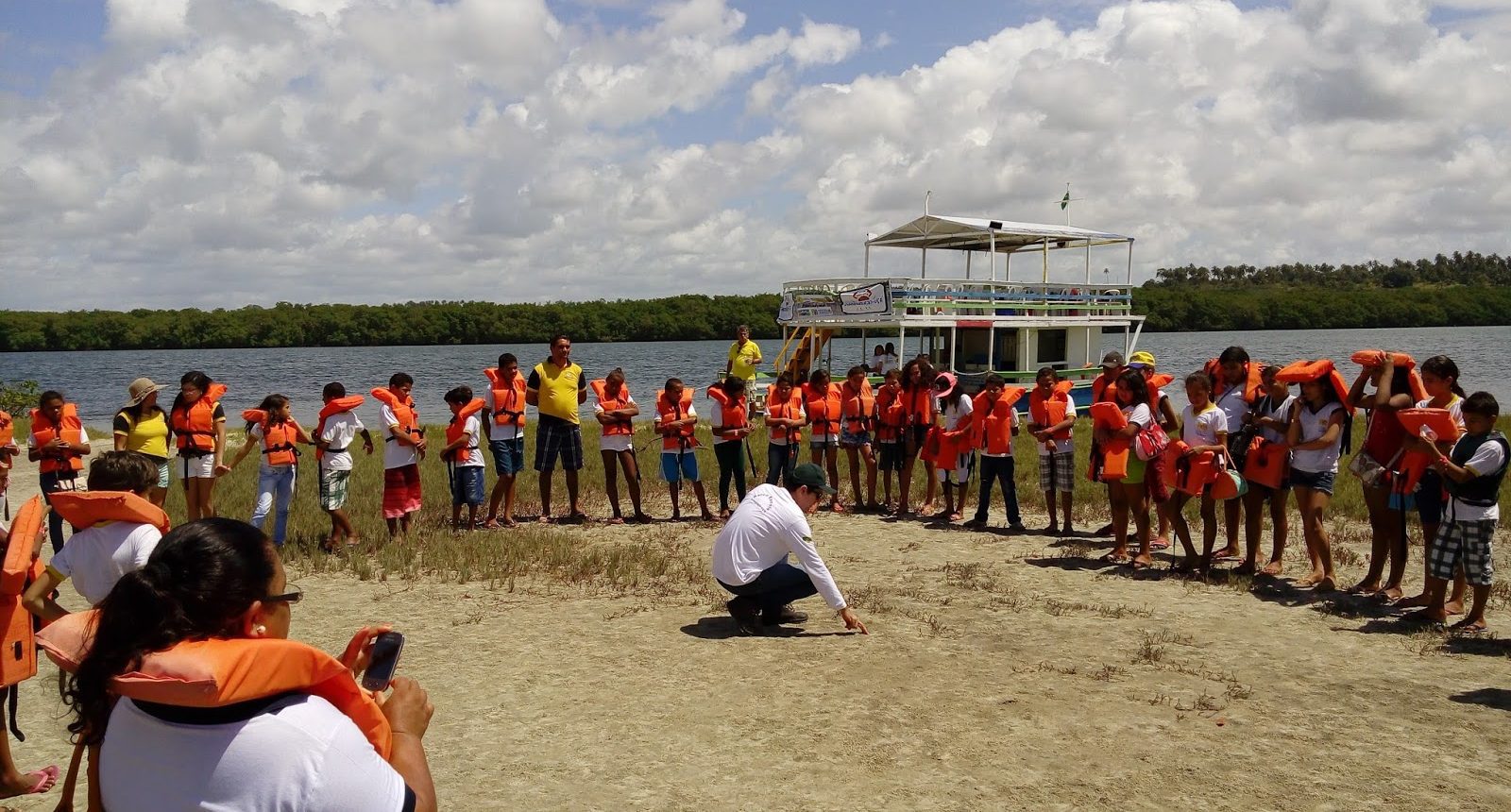 20150820 103009 1600x860 - Barco Escola 06