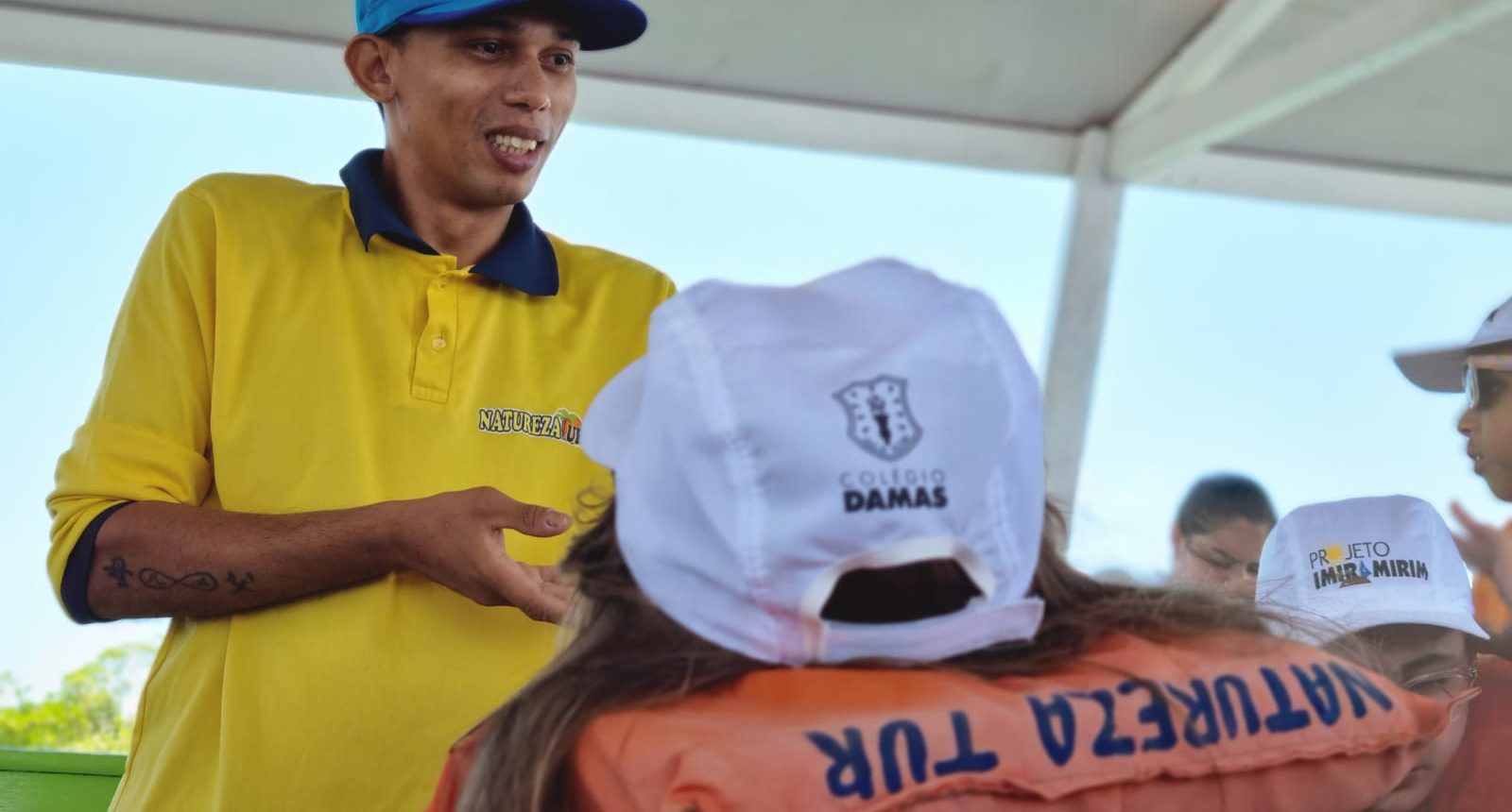 WhatsApp Image 2022 09 22 at 13.31.13 1600x860 - Barco Escola 01